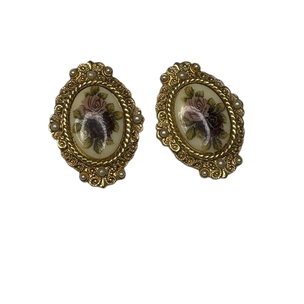 Vintage Gold Tone and Cream Floral Faux Pearl Transferware Post Style Earrings